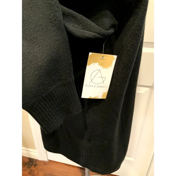 French Connection Black Soft & Stretchy Knit Sweater W/ Exposed Seams, Size M - Picture 5 of 8